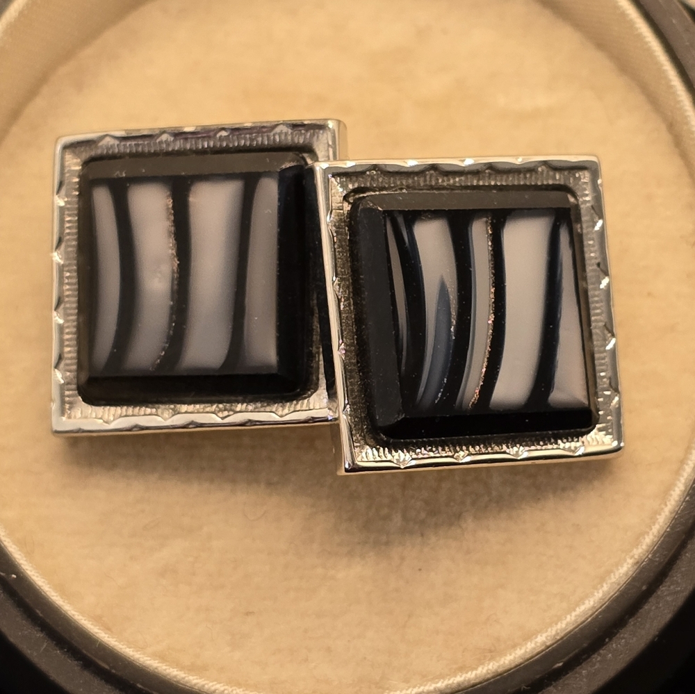 Swank Zebra Striped Art Glass Cufflinks Mid-century Gray Black